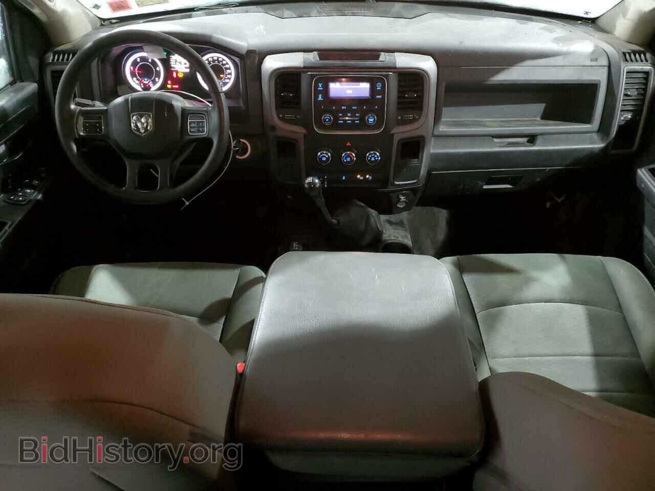 2017 RAM All Models - VIN: 3C6UR5HLXHG779912 - Photo 8