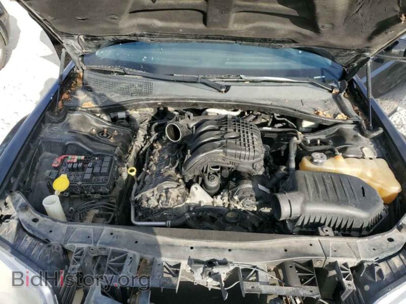 2015 Chrysler 300 (VIN 2C3CCAAG9FH830202) — photo 11 of 13