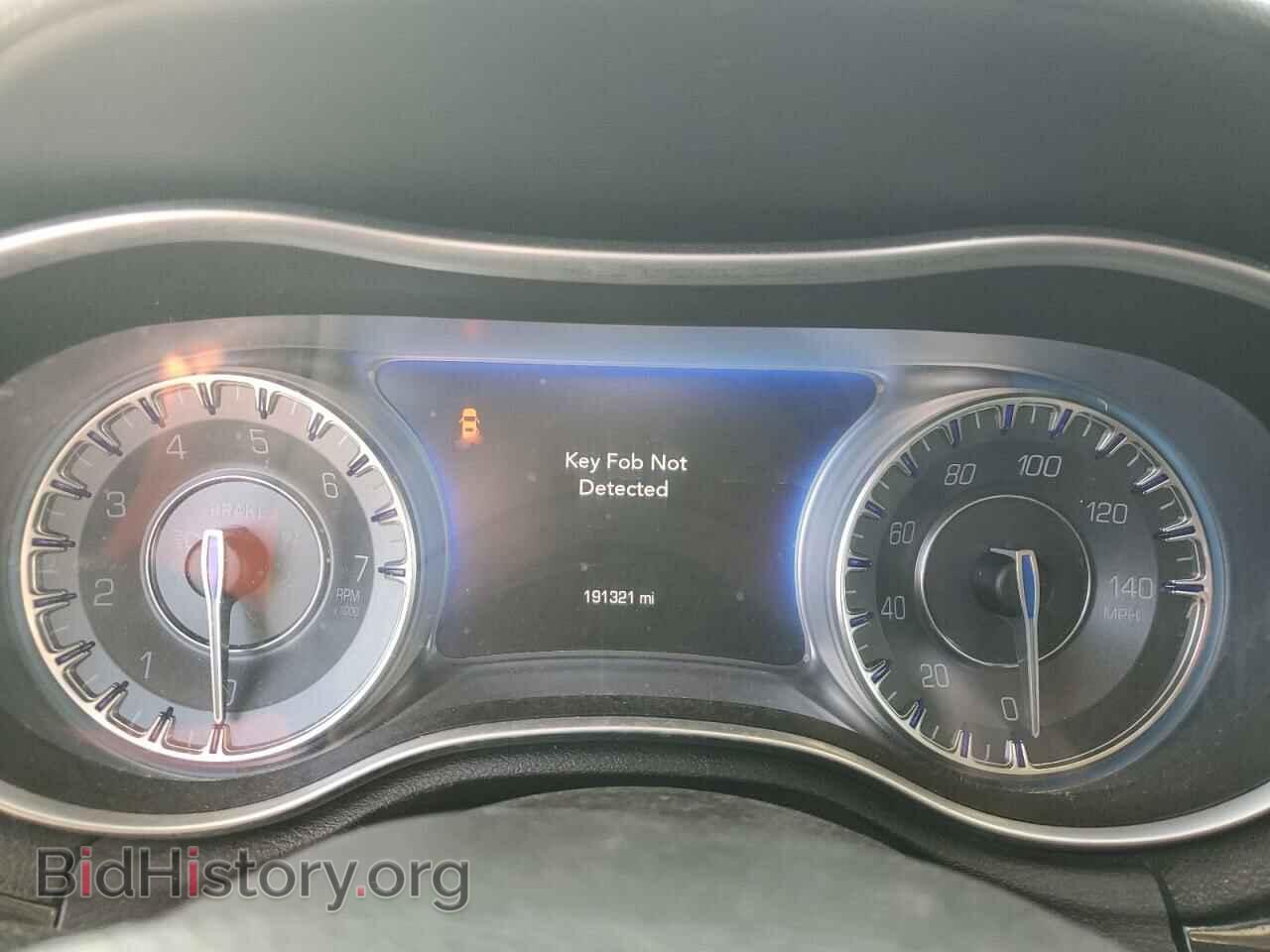 2015 CHRYSLER 300 - VIN: 2C3CCAAG9FH830202 - Фото 9