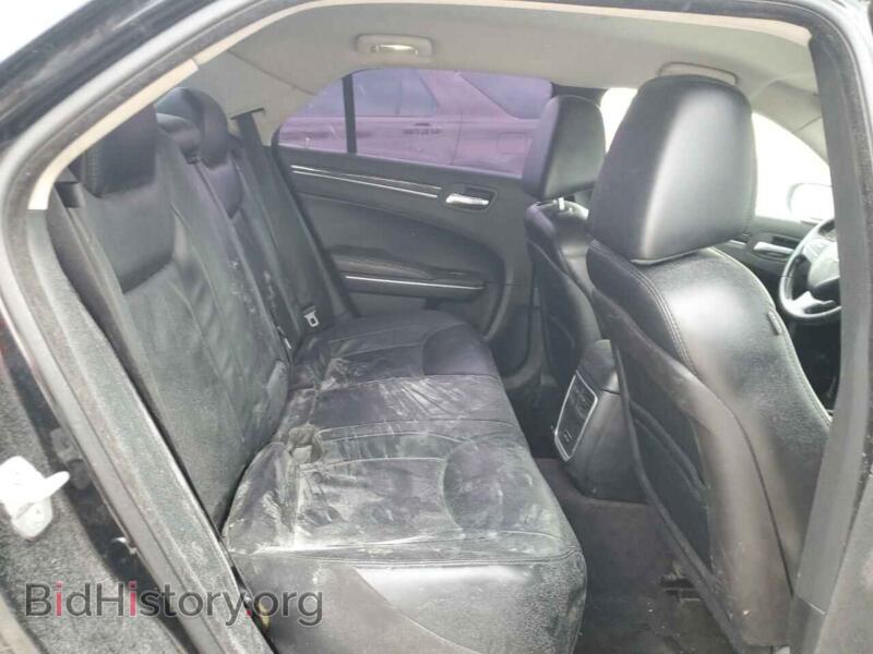 2015 Chrysler 300 (VIN 2C3CCAAG9FH830202) — photo 10 of 13