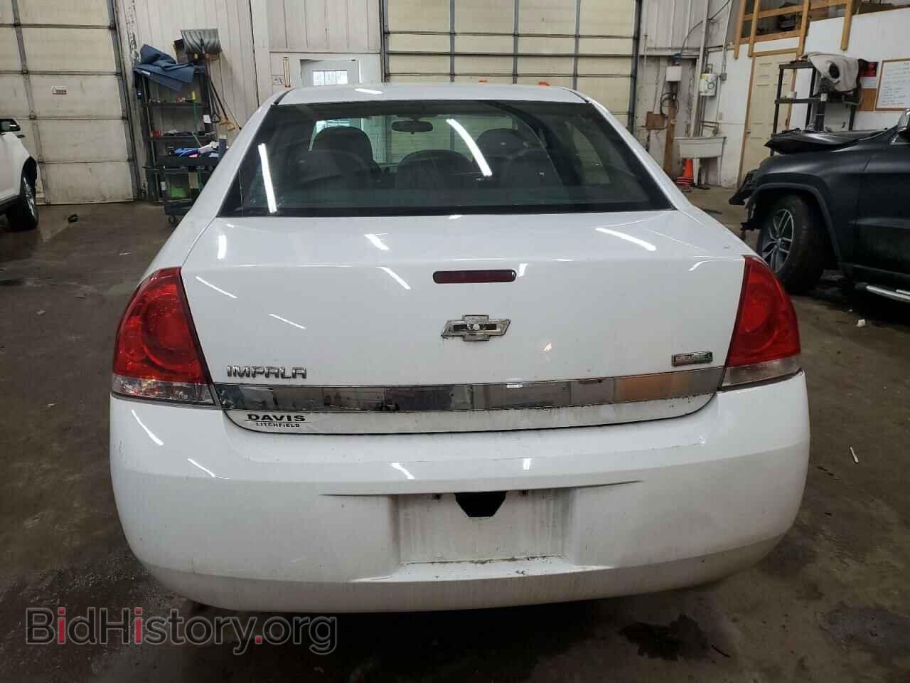 2011 CHEVROLET IMPALA - VIN: 2G1WG5EK1B1106308 - Фото 6