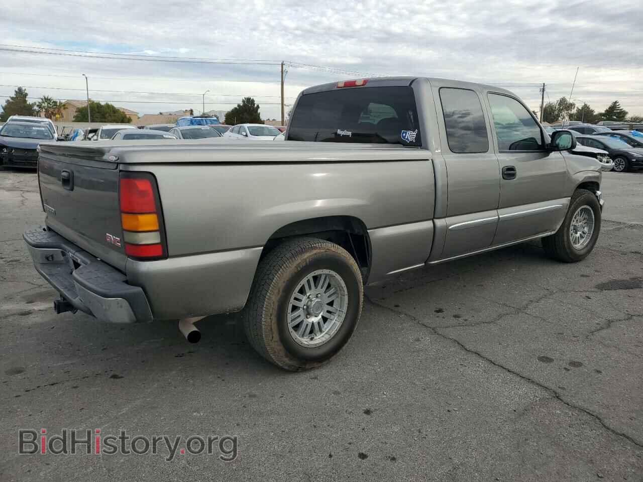 2006 GMC SIERRA - VIN: 1GTEC19T36Z135929 - Фото 3