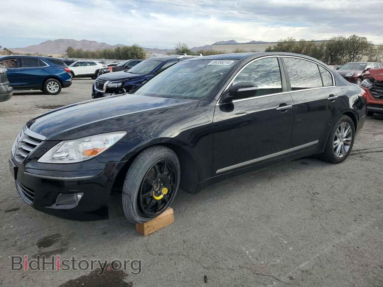 Photo KMHGC46F39U065032 - HYUNDAI GENESIS 2009