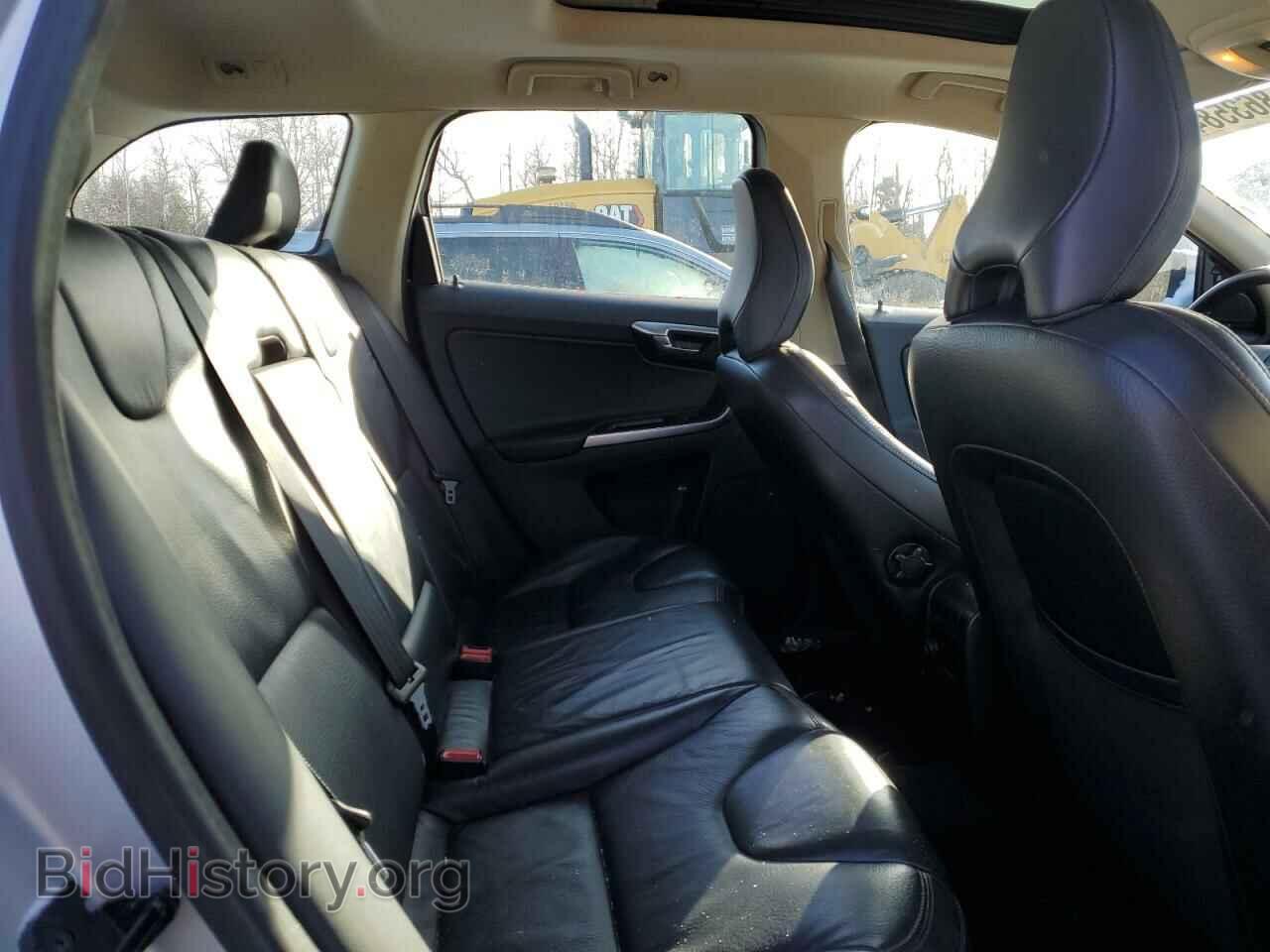 2010 VOLVO XC60 - VIN: YV4982DZ7A2117050 - Фото 11
