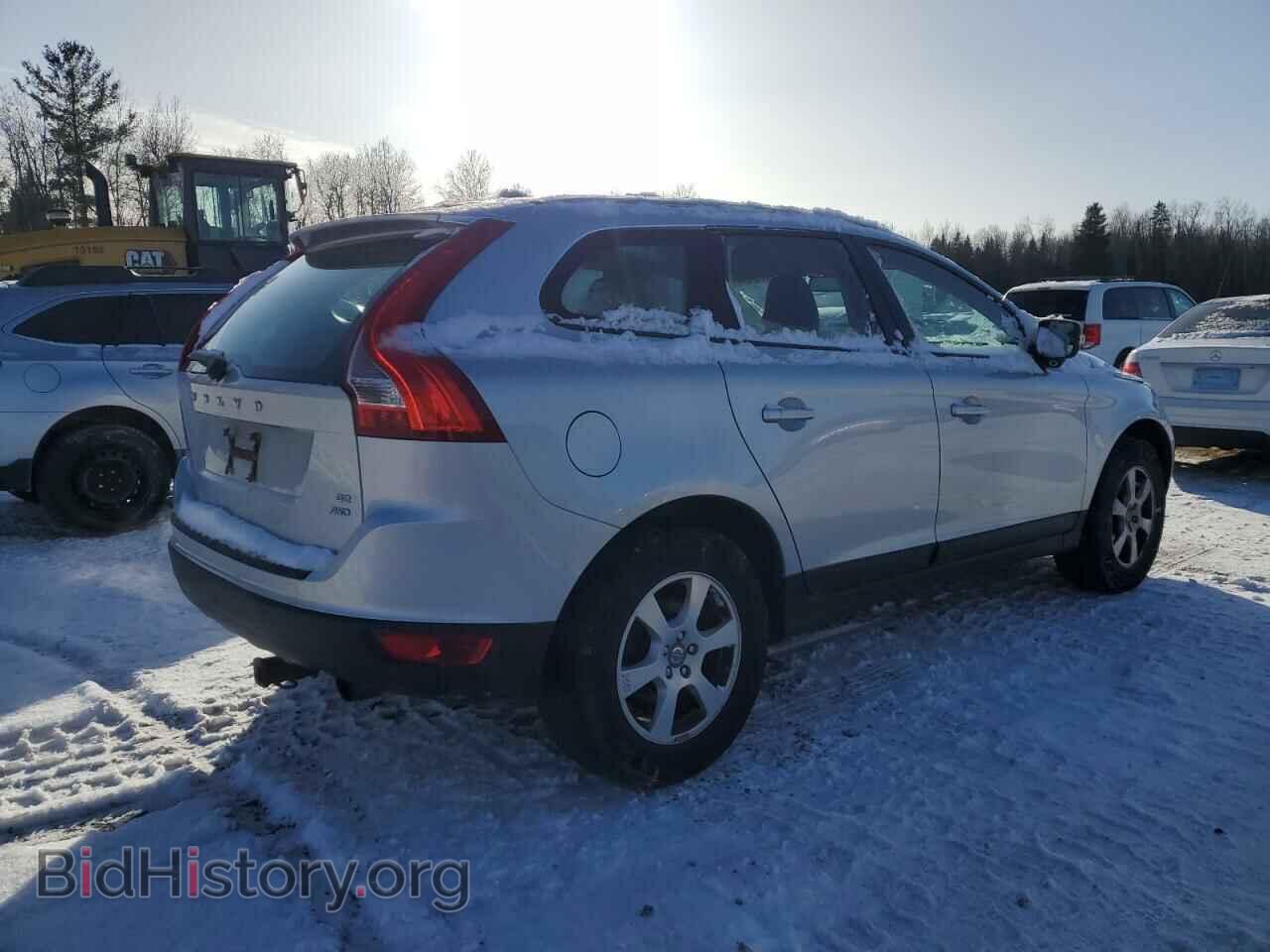 2010 VOLVO XC60 - VIN: YV4982DZ7A2117050 - Фото 3