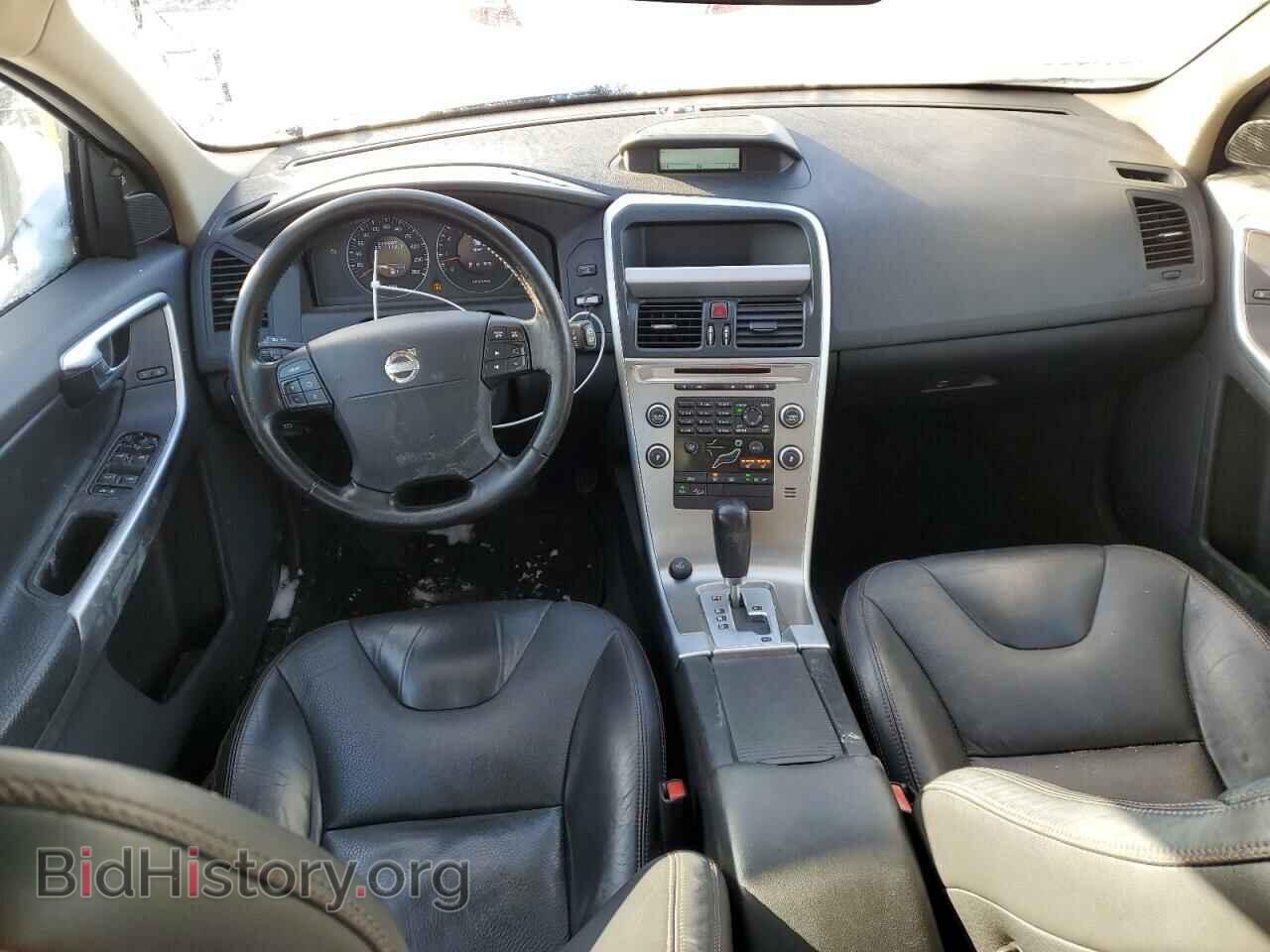 2010 VOLVO XC60 - VIN: YV4982DZ7A2117050 - Фото 8