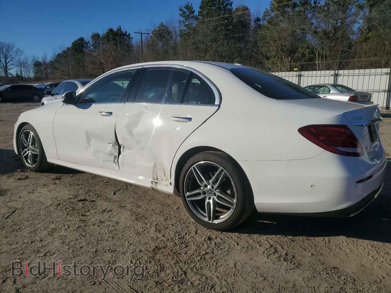2019 MERCEDES-BENZ E-CLASS - VIN: WDDZF4JB0KA566210 - Фото 2