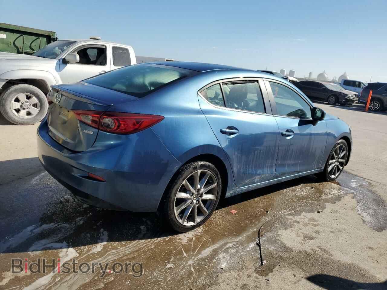2018 MAZDA 3 - VIN: 3MZBN1V38JM252612 - Фото 3