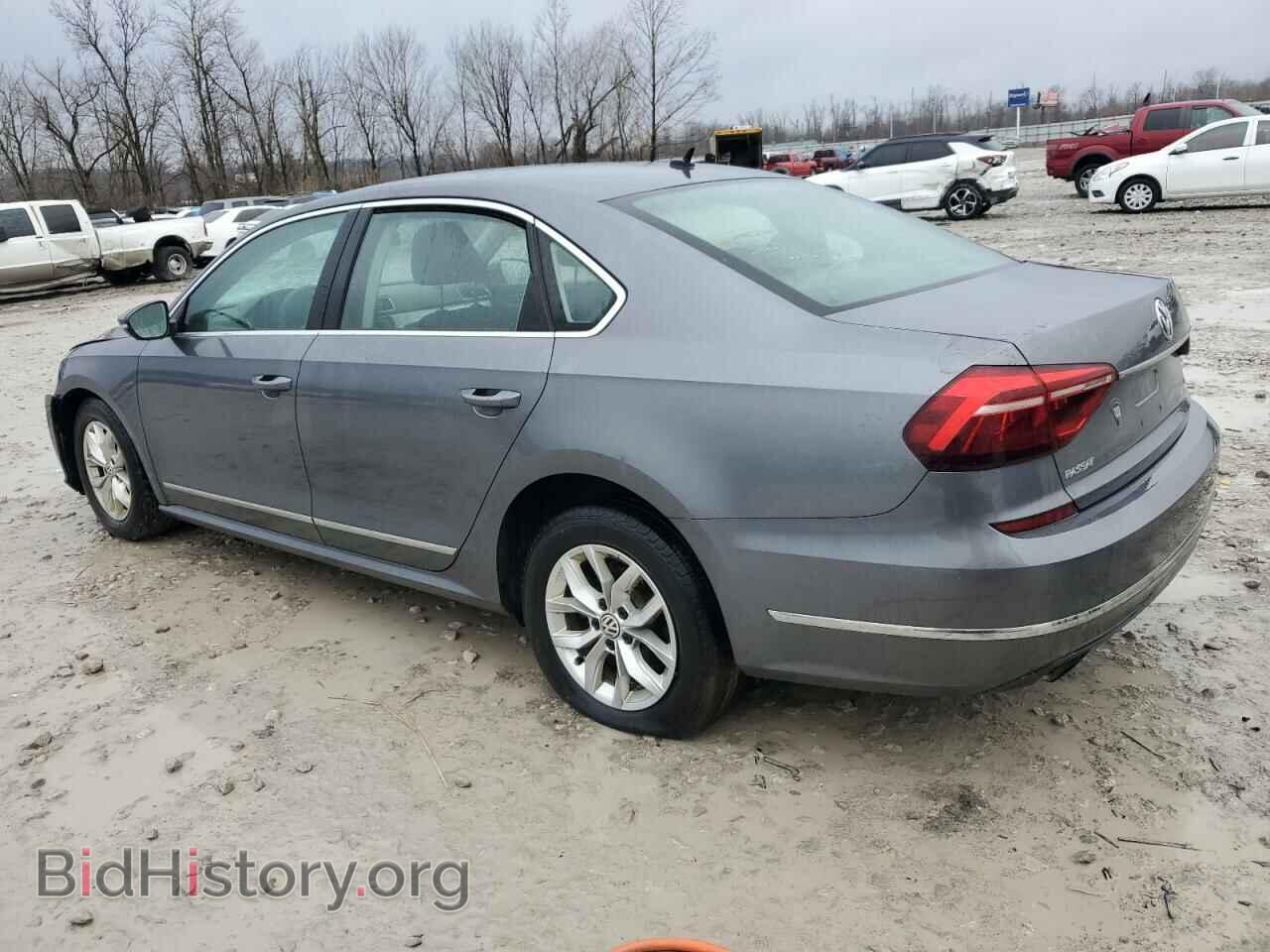 2017 VOLKSWAGEN PASSAT - VIN: 1VWAT7A31HC064598 - Фото 2