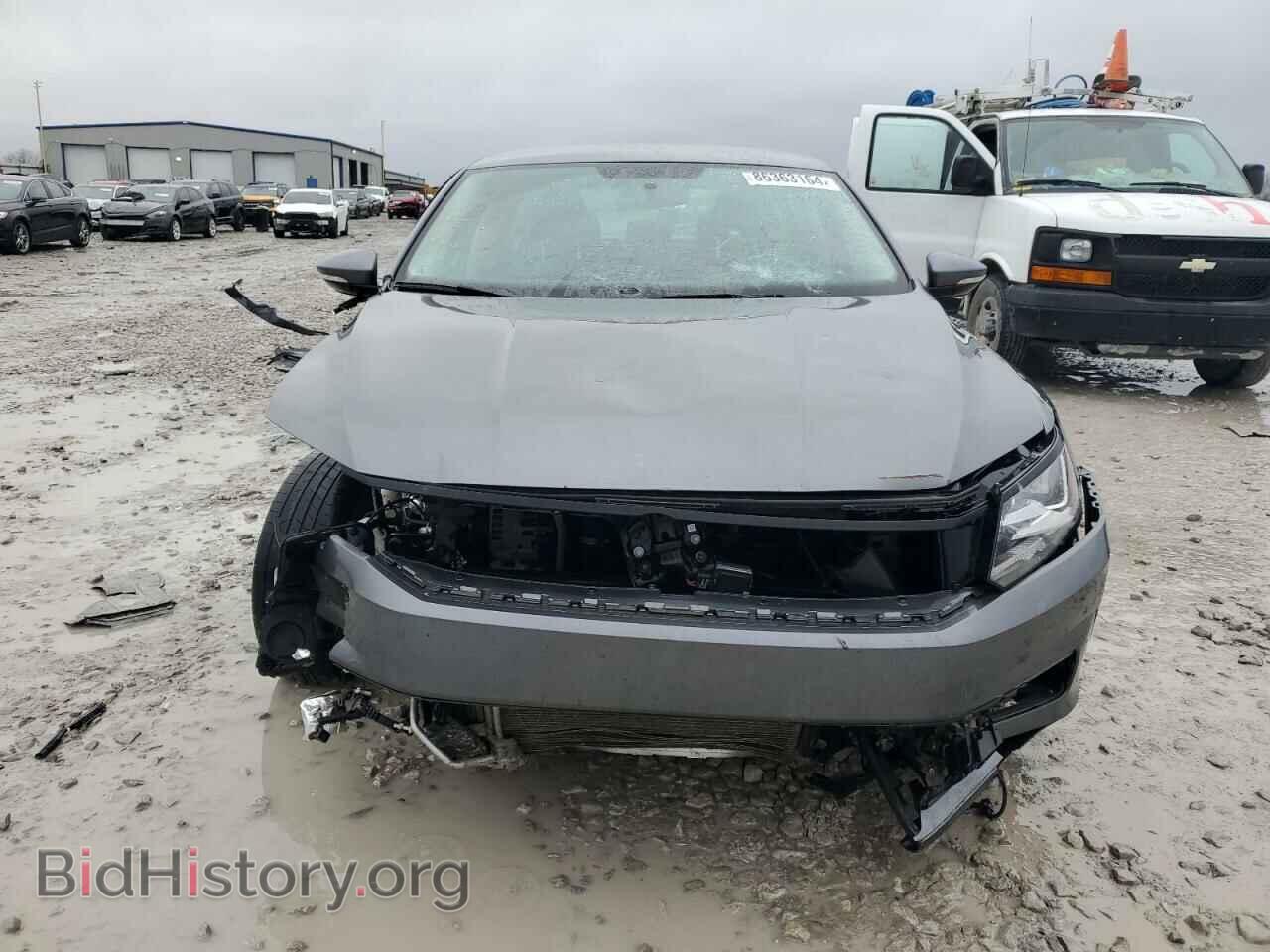 2017 VOLKSWAGEN PASSAT - VIN: 1VWAT7A31HC064598 - Фото 5