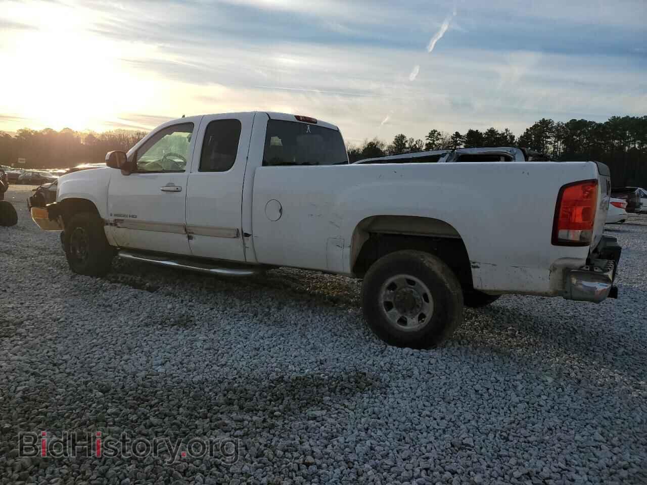 2007 GMC SIERRA - VIN: 1GTHC29K17E561203 - Фото 2