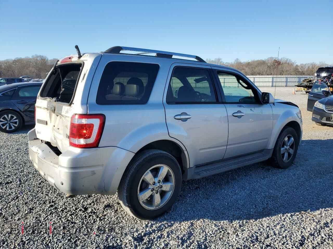 2011 FORD ESCAPE - VIN: 1FMCU0EG0BKC28266 - Фото 3