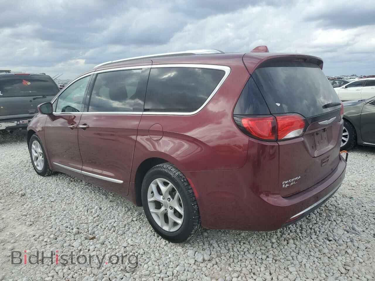 2017 CHRYSLER PACIFICA - VIN: 2C4RC1EG5HR634500 - Фото 2