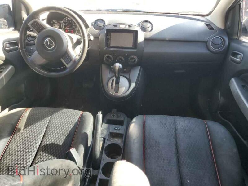 2013 Mazda 2 (VIN JM1DE1LZ8D0162483) — фото 8 из 12
