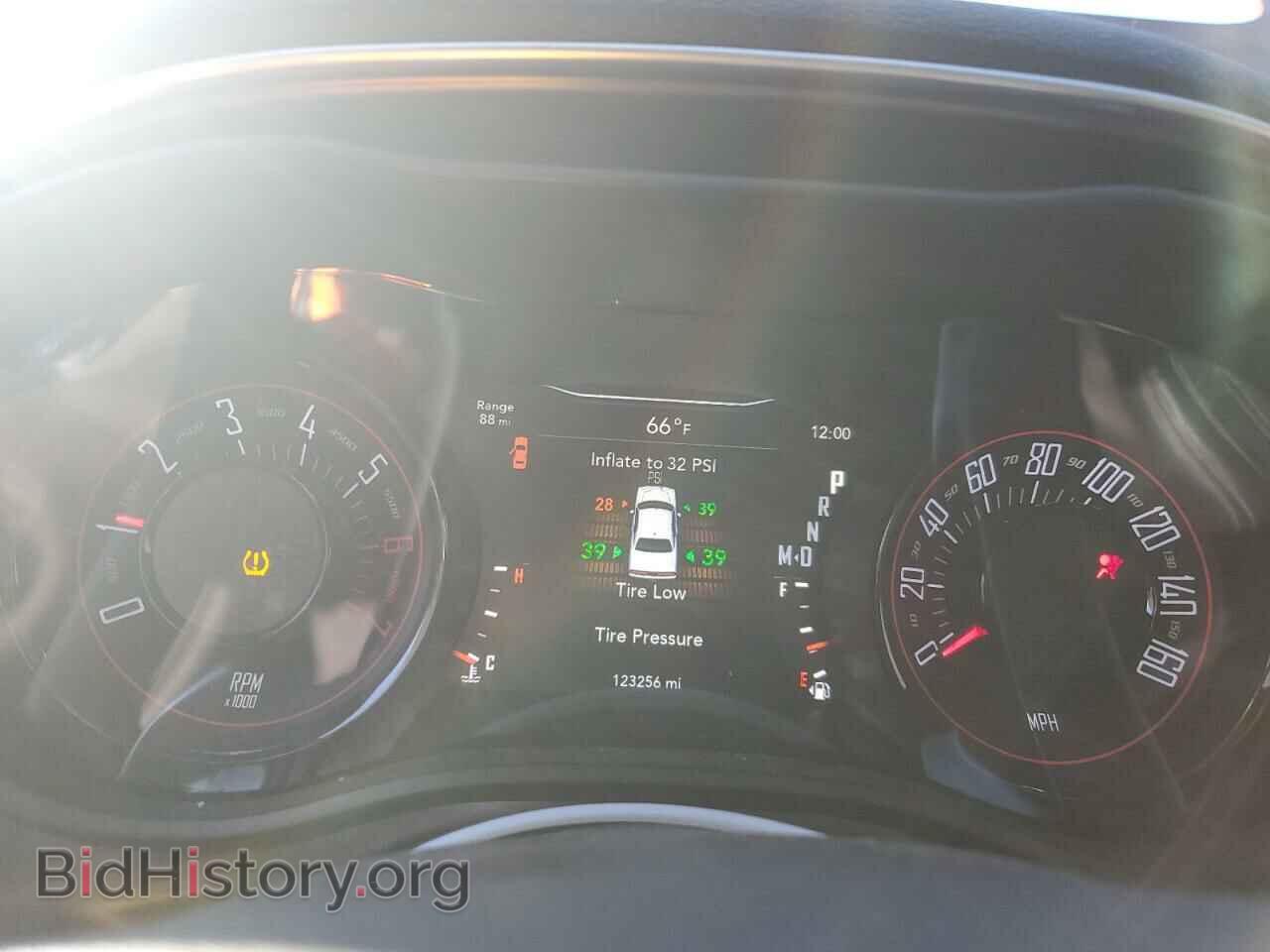 2016 DODGE CHALLENGER - VIN: 2C3CDZBT1GH213904 - Фото 9