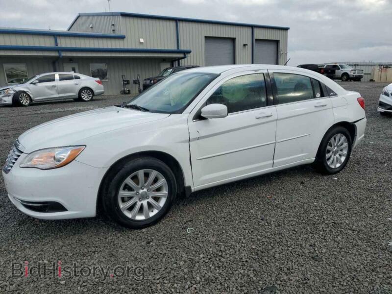 2012 Chrysler 200 Touring (VIN 1C3CCBBB7CN207723) — фото 1 из 12, Copart, повреждение: бок