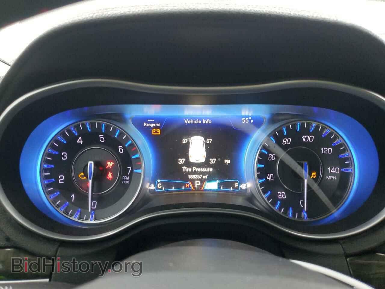 2016 CHRYSLER 300 - VIN: 2C3CCAEG7GH261071 - Фото 9