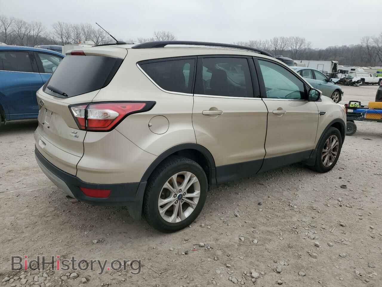 2018 FORD ESCAPE - VIN: 1FMCU9GD9JUA74635 - Фото 3