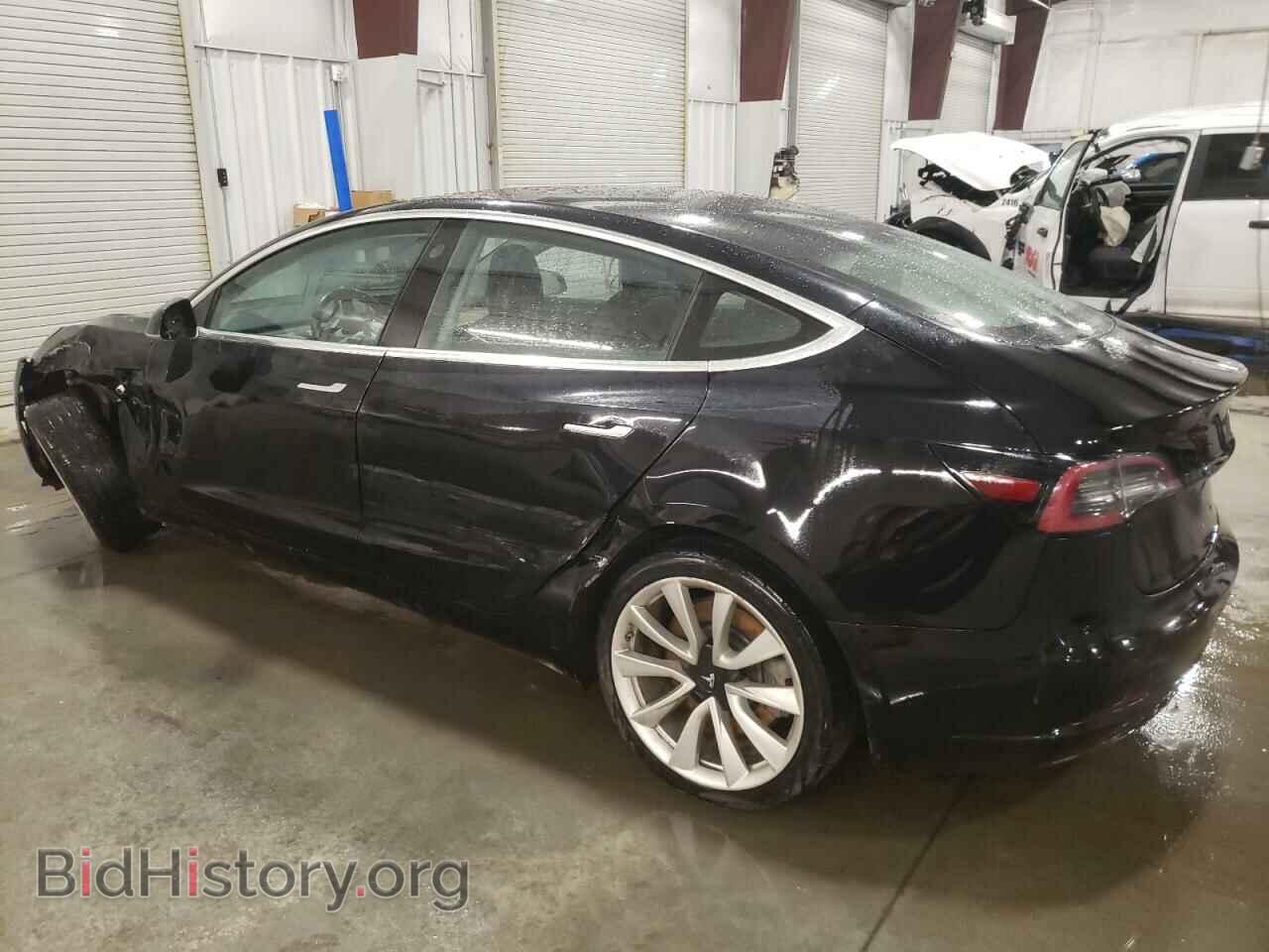 2018 TESLA MODEL 3 - VIN: 5YJ3E1EB5JF086617 - Photo 2