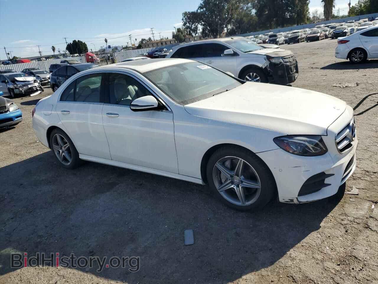 2017 MERCEDES-BENZ E-CLASS - VIN: WDDZF4JB9HA096073 - Фото 4