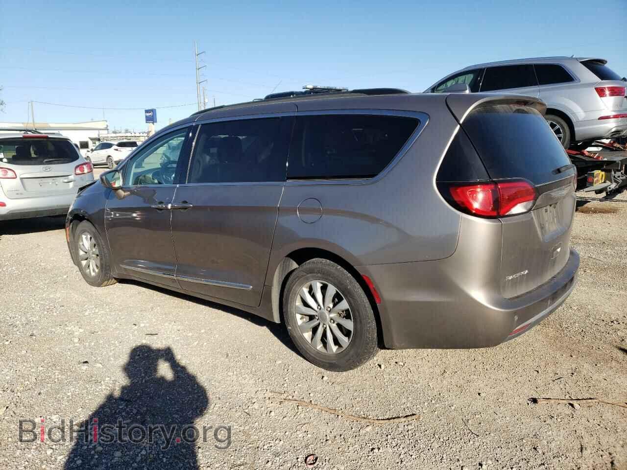 2017 CHRYSLER PACIFICA - VIN: 2C4RC1BG1HR575997 - Фото 2