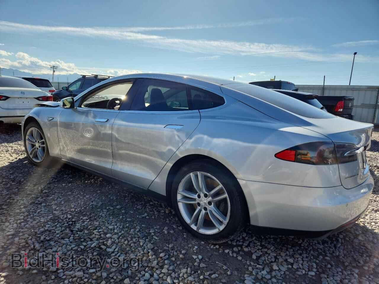 2014 TESLA MODEL S - VIN: 5YJSA1S12EFP44712 - Фото 2