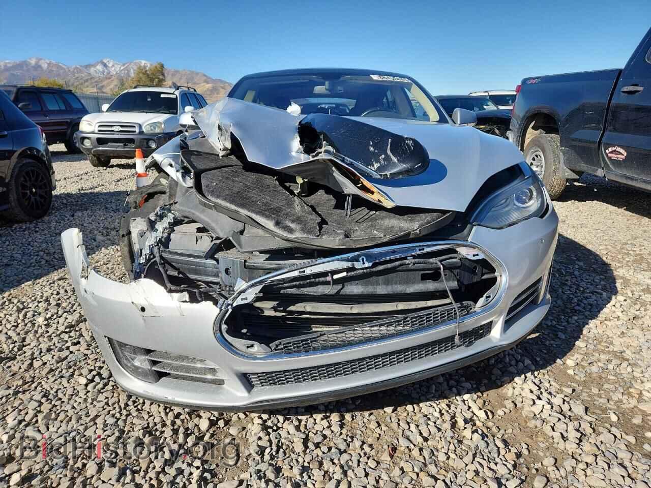 2014 TESLA MODEL S - VIN: 5YJSA1S12EFP44712 - Фото 5