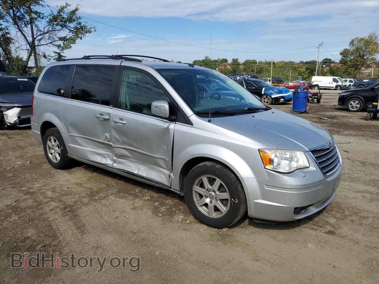 2008 CHRYSLER MINIVAN - VIN: 2A8HR54P58R655911 - Фото 4