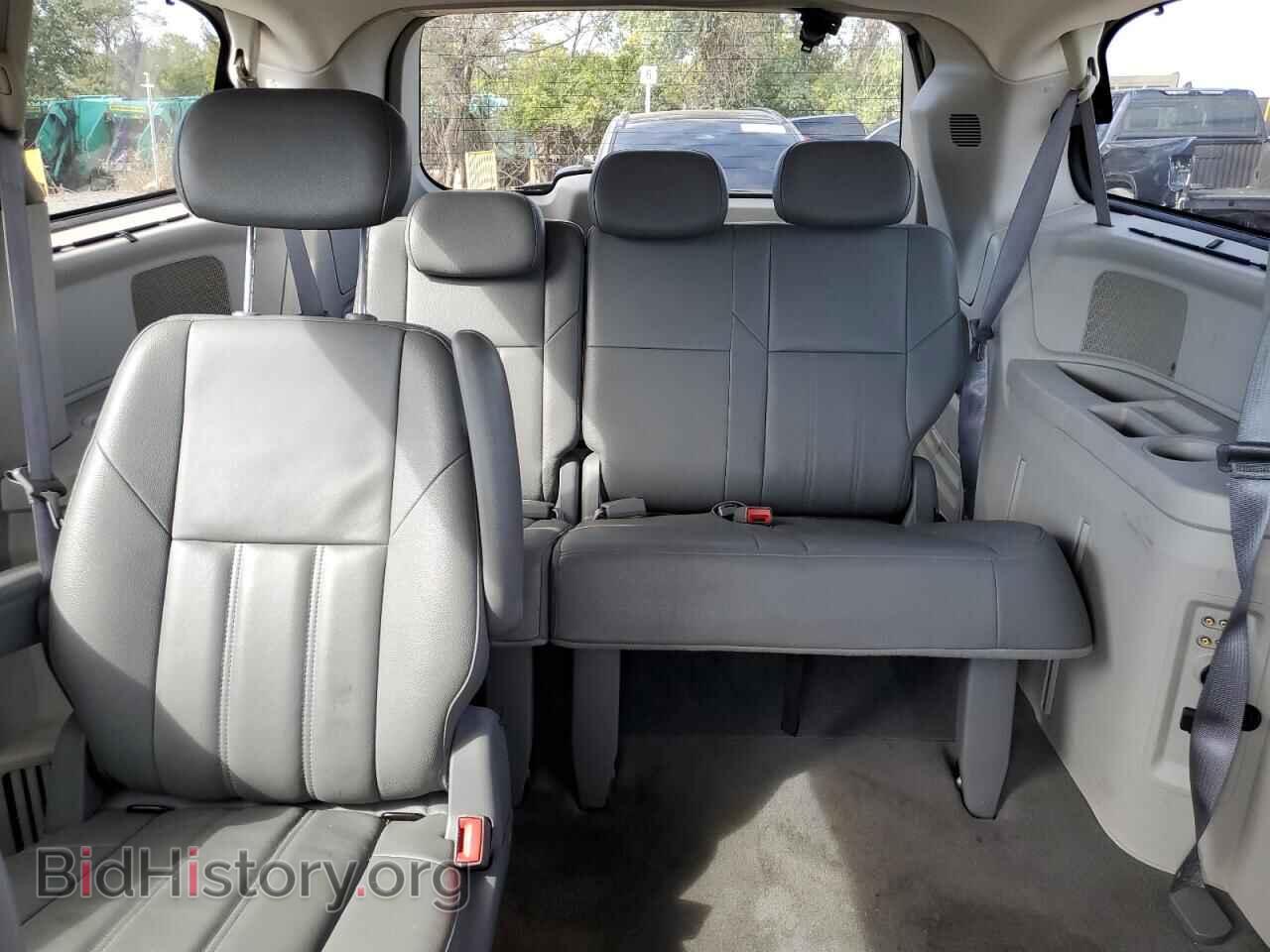 2008 CHRYSLER MINIVAN - VIN: 2A8HR54P58R655911 - Фото 10