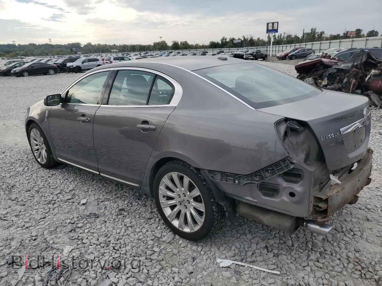 2011 LINCOLN MKS - VIN: 1LNHL9ERXBG609706 - Фото 2