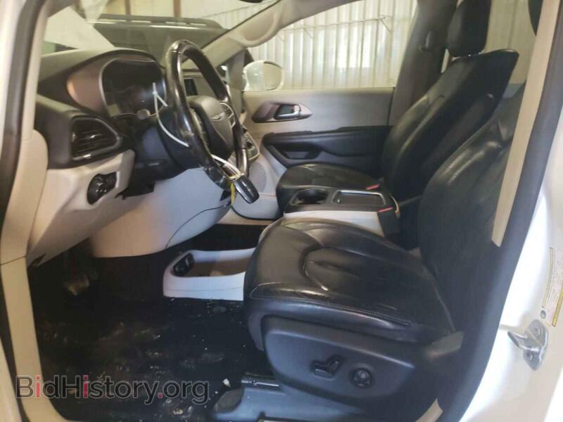 2018 Chrysler PACIFICA (VIN 2C4RC1EG3JR314985) — photo 7 of 13