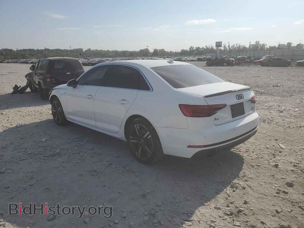 2017 AUDI A4 - VIN: WAUENAF43HN006703 - Фото 2