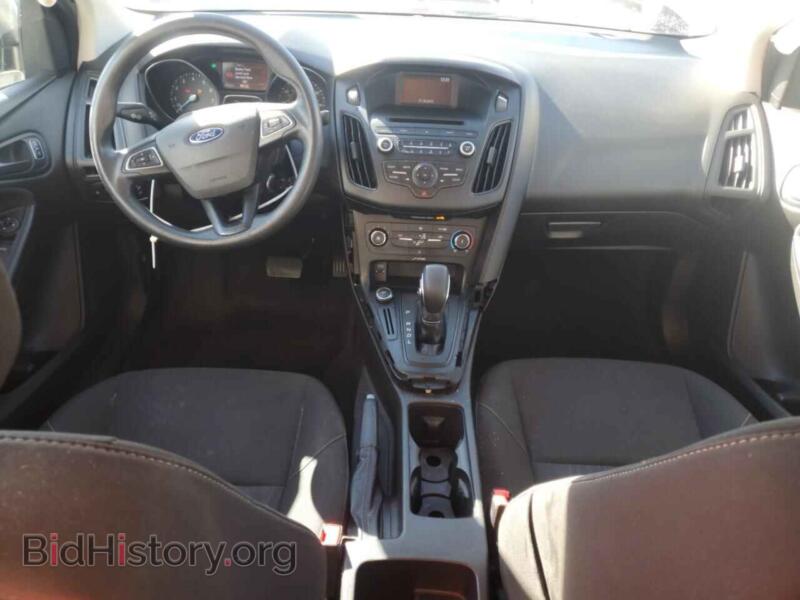 2016 Ford FOCUS (VIN 1FADP3E2XGL285166) — фото 8 из 14