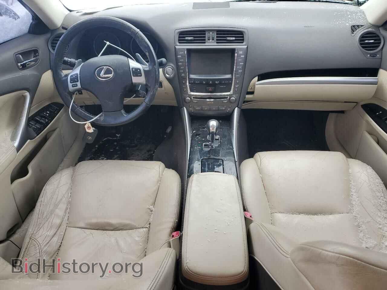 2011 LEXUS IS - VIN: JTHCE5C20B5000593 - Photo 8