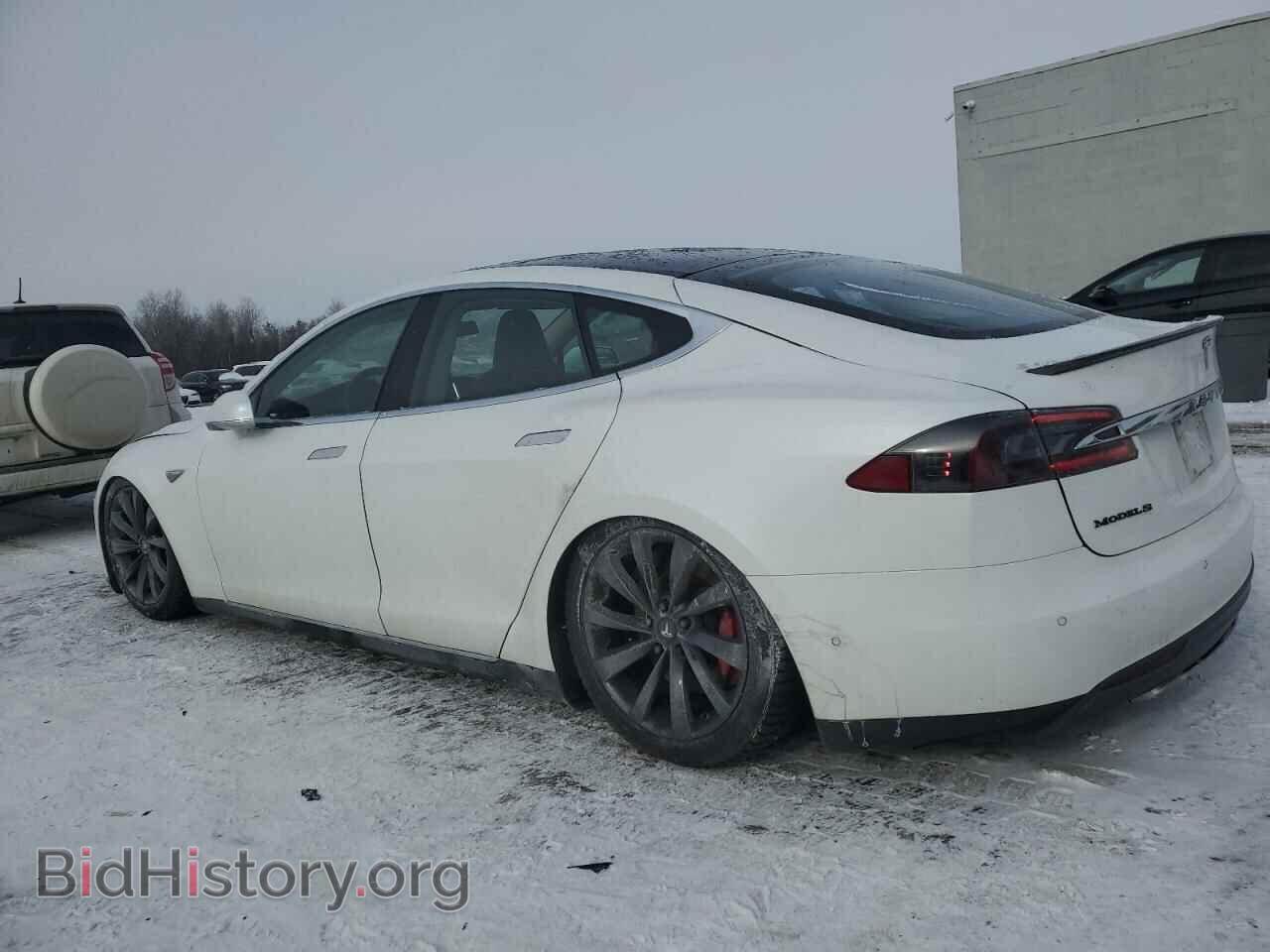 2014 TESLA MODEL S - VIN: 5YJSA1H1XEFP55626 - Фото 2