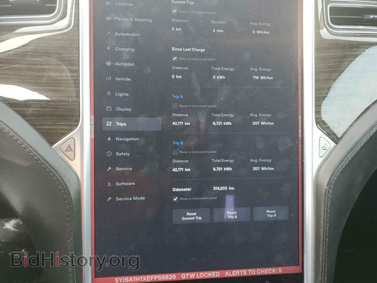 2014 TESLA MODEL S - VIN: 5YJSA1H1XEFP55626 - Фото 9