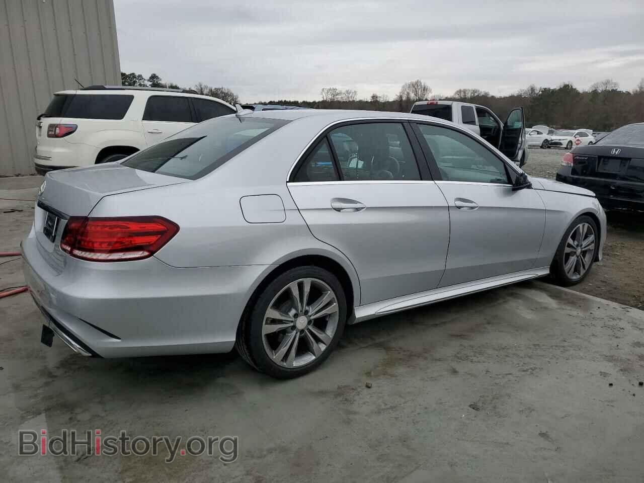 2014 MERCEDES-BENZ E-CLASS - VIN: WDDHF5KB3EA880258 - Фото 3