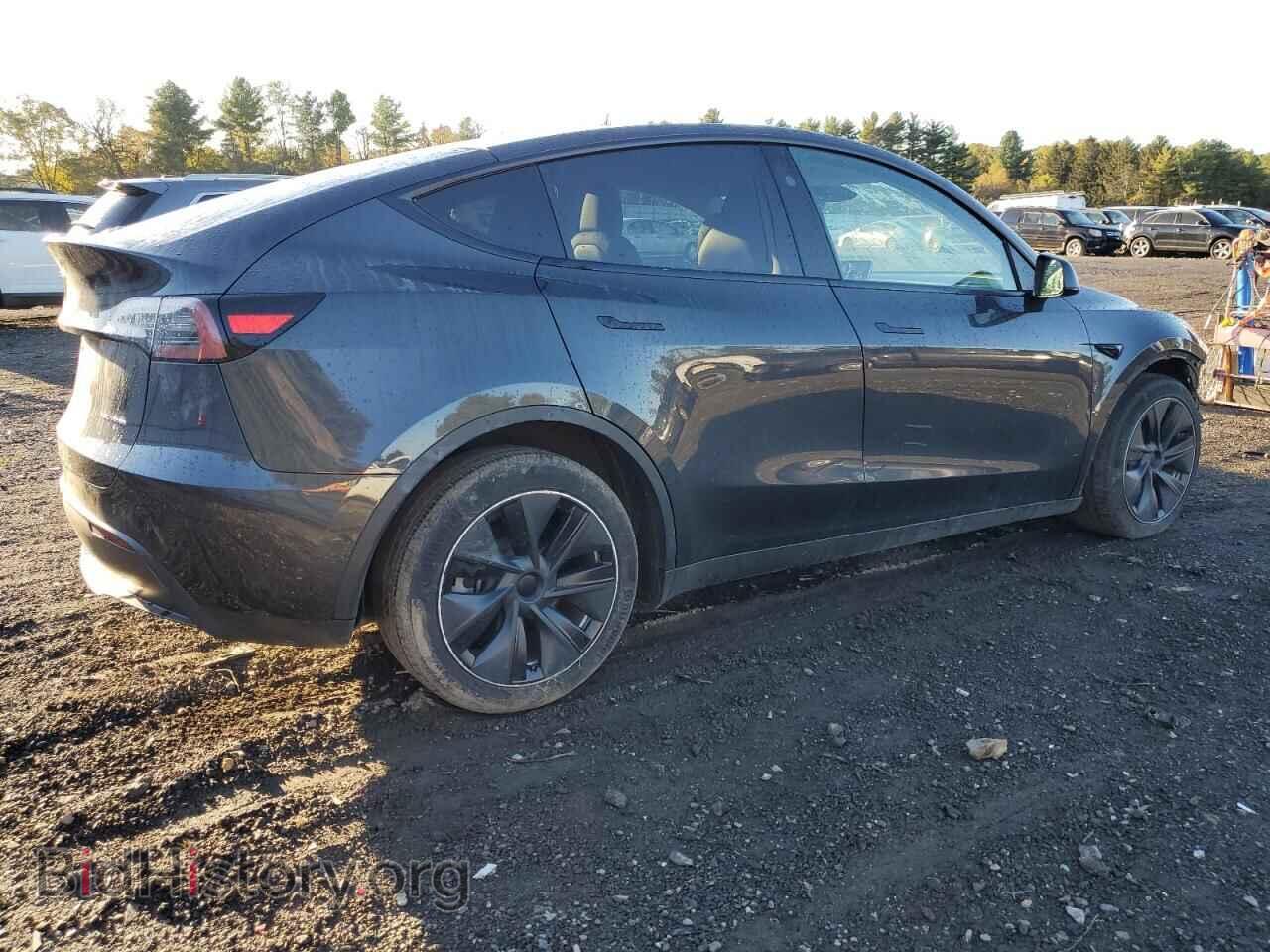 2024 TESLA MODEL Y - VIN: 7SAYGAEE2RF988926 - Фото 3