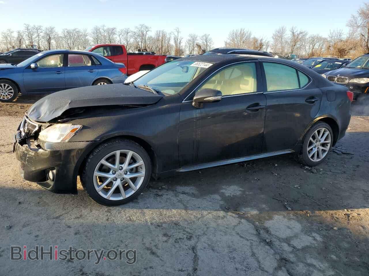 Фотография JTHCF5C25C5055202 - LEXUS IS 2012