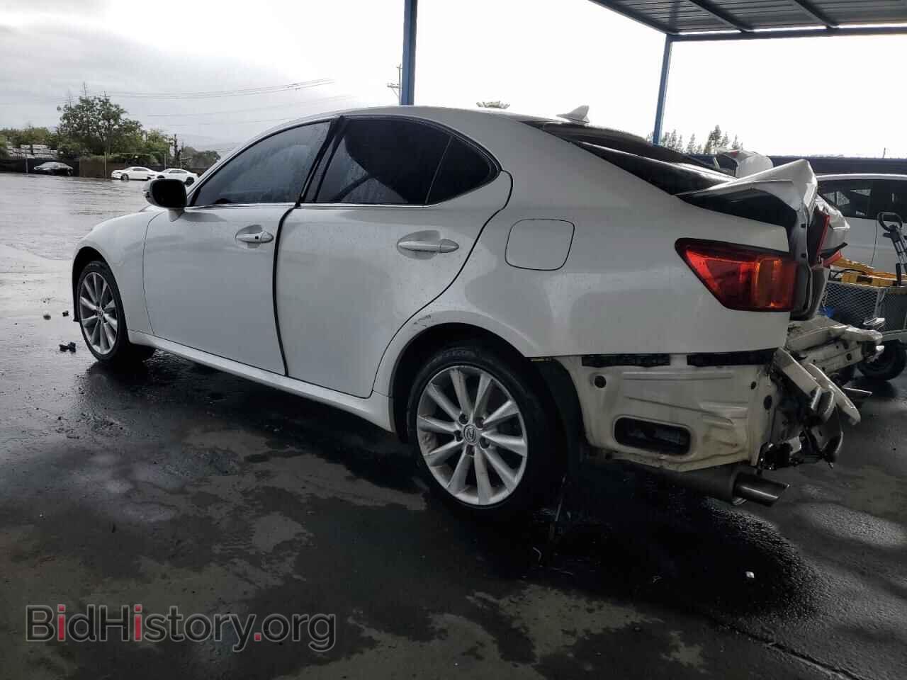 2010 LEXUS IS - VIN: JTHCF5C20A5041236 - Photo 2
