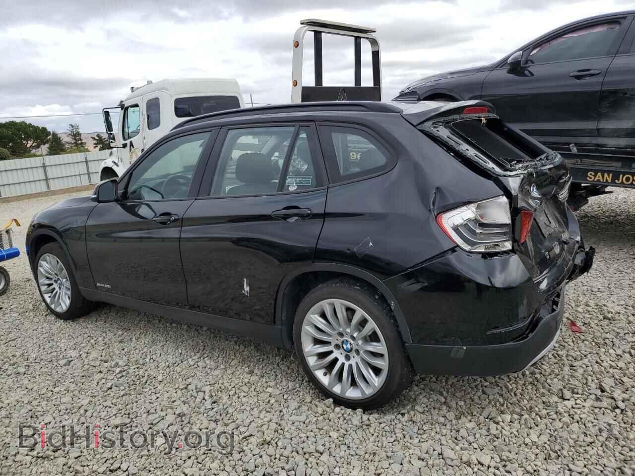 2015 BMW X1 - VIN: WBAVM1C56FVW57305 - Фото 2