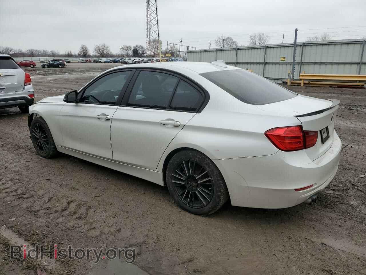 2013 BMW 3 SERIES - VIN: WBA3B3C56DF530988 - Фото 2