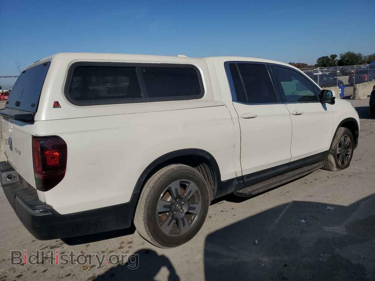 2017 HONDA RIDGELINE - VIN: 5FPYK2F60HB007748 - Фото 3