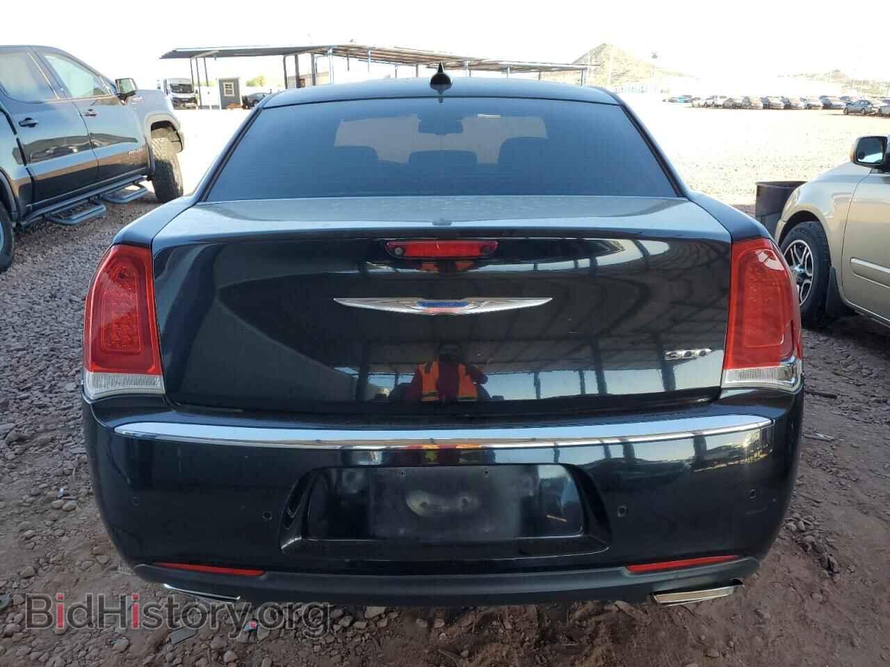 2019 CHRYSLER 300 - VIN: 2C3CCAAG6KH547945 - Фото 6