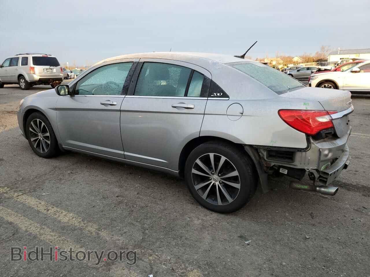 2013 CHRYSLER 200 - VIN: 1C3CCBCG5DN600924 - Фото 2