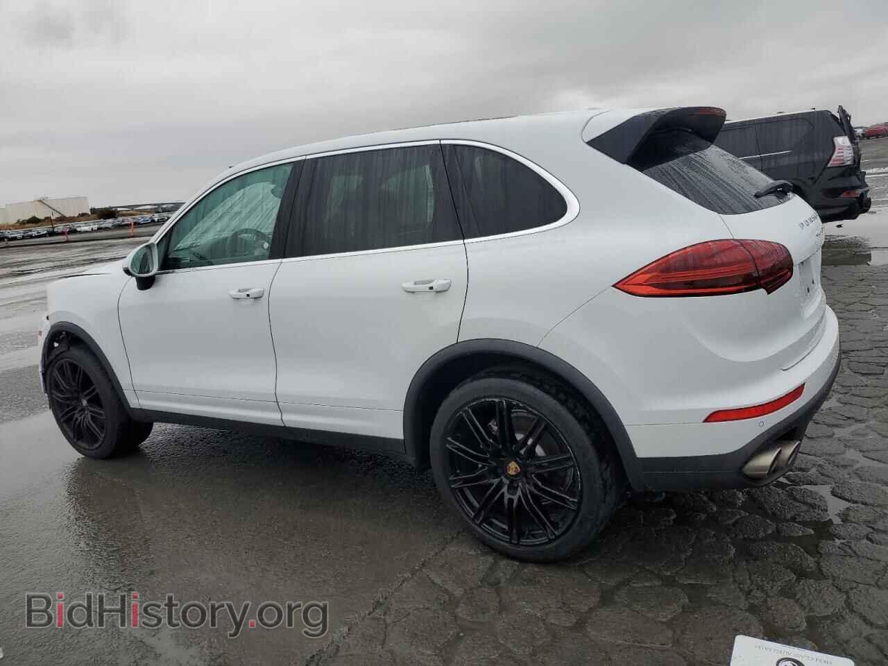 2016 PORSCHE CAYENNE - VIN: WP1AB2A26GLA93253 - Фото 2
