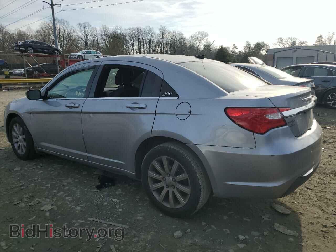 2013 CHRYSLER 200 - VIN: 1C3CCBBB7DN592475 - Фото 2