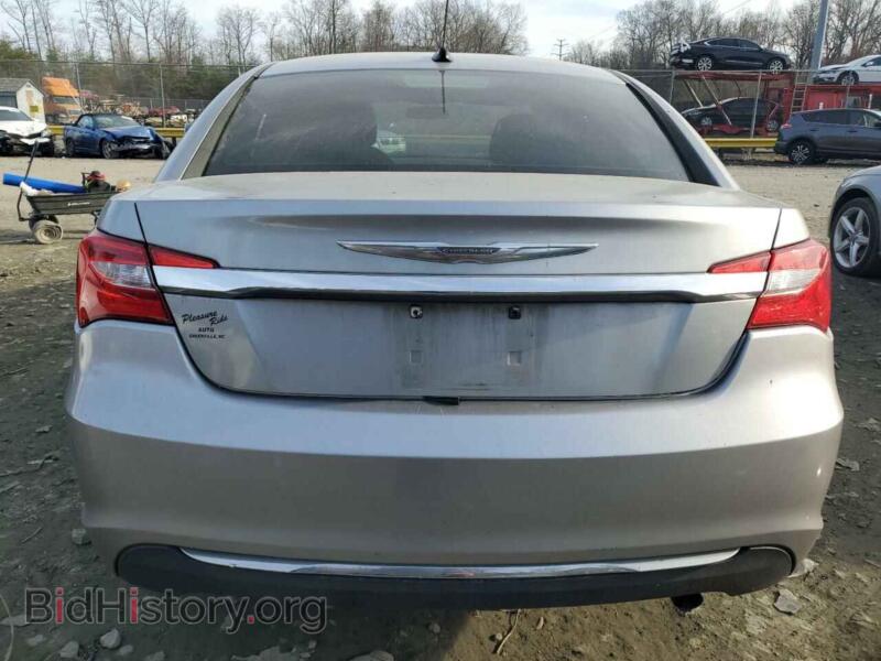 2013 Chrysler 200 (VIN 1C3CCBBB7DN592475) — photo 6 of 12