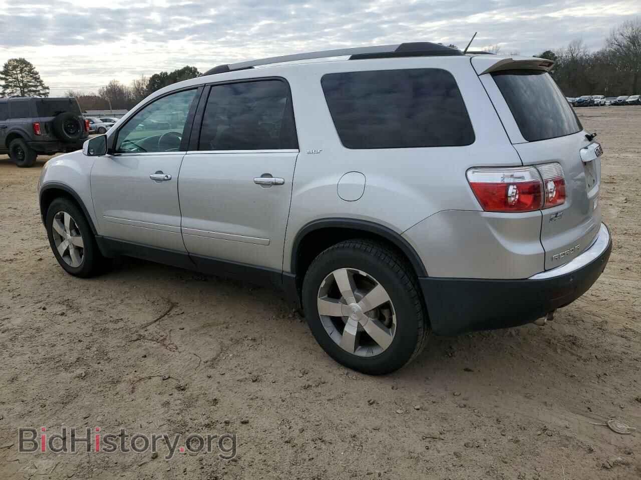 2011 GMC ACADIA - VIN: 1GKKRRED8BJ353943 - Photo 2