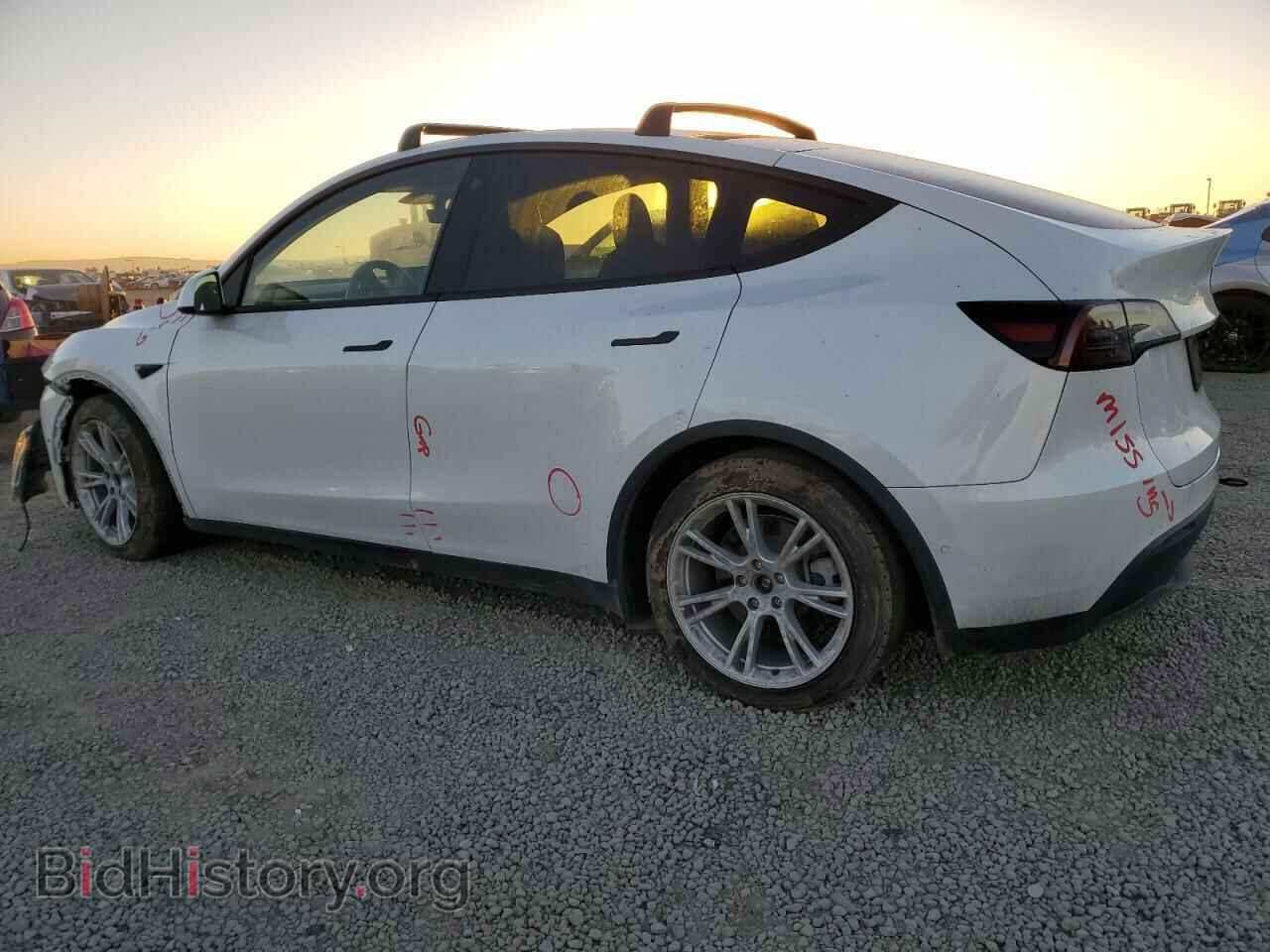 2022 TESLA MODEL Y - VIN: 7SAYGAEEXNF488944 - Photo 2